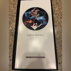 Garth Brooks The Limited Series Collector Set - White & Black